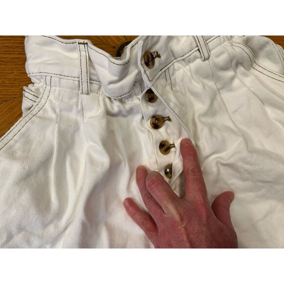 Artist & Art High Elastic Cinch Waisted White Shorts Women’s Size Small Y2K - Picture 2 of 8